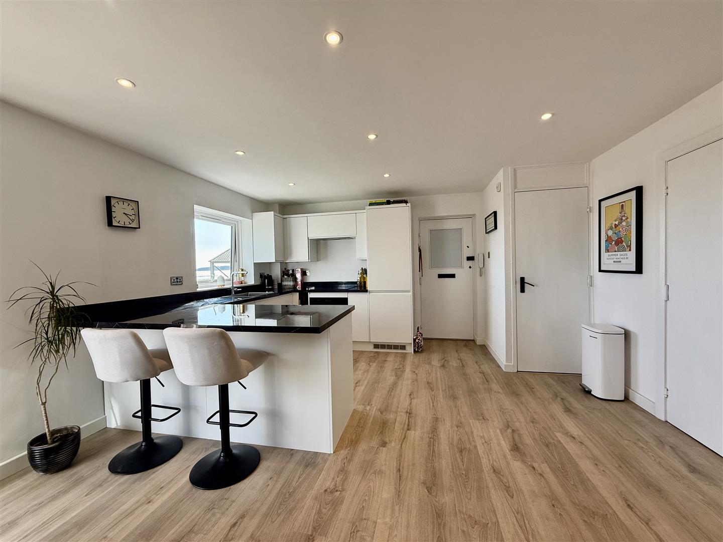Camona Drive, Marina, Swansea, SA1 1YJ